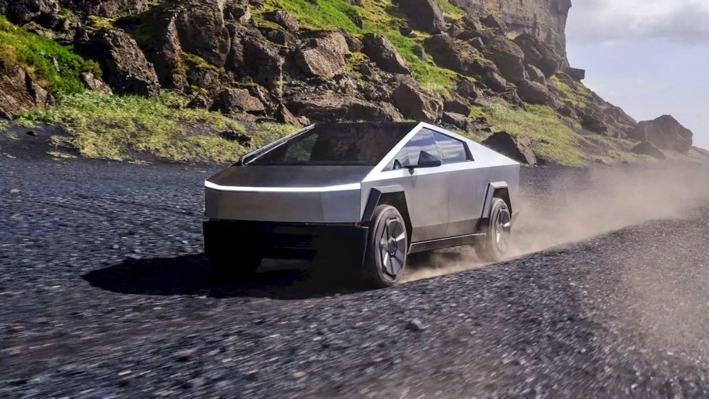Tesla Cybertruck теперь можно купить в России но в три раза дороже чем в США