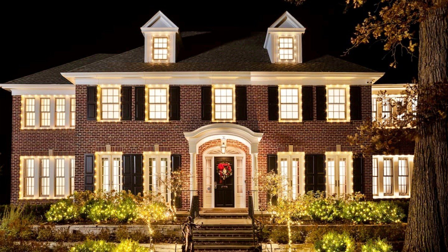 Особняк из фильмов Один дома выставили на продажу за сумасшедшую цену