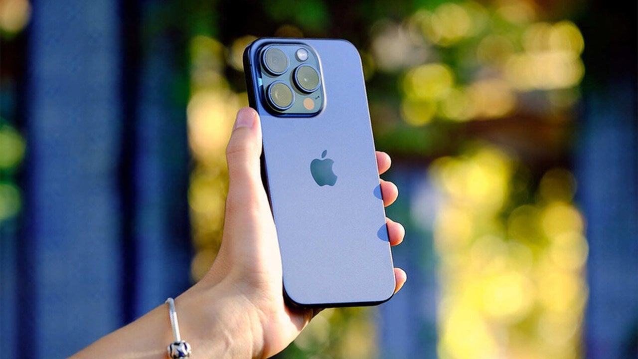 Как скачать и установить приложение на iPhone