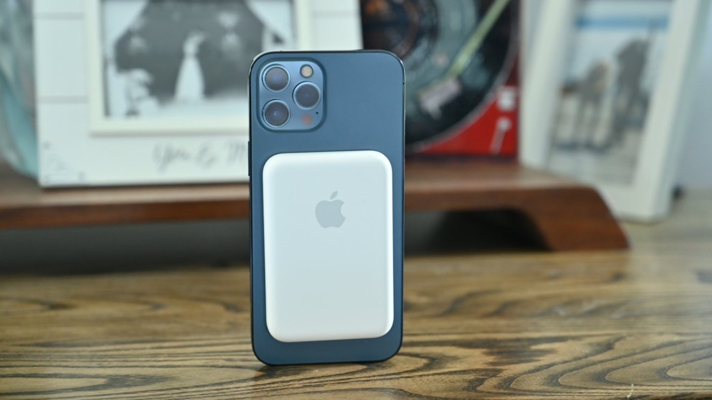 Источник: AppleInsider / Внешний аккумулятор MagSafe