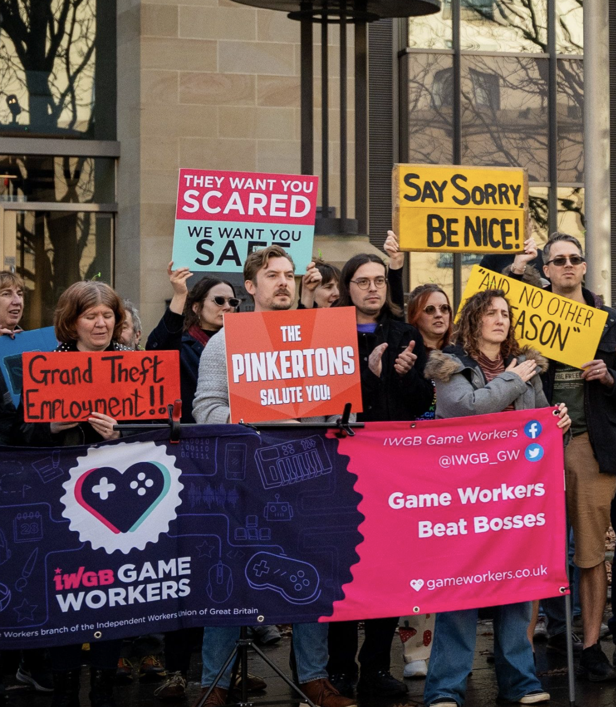 Источник: протест перед студией Rockstar Games в США / CQ.ru