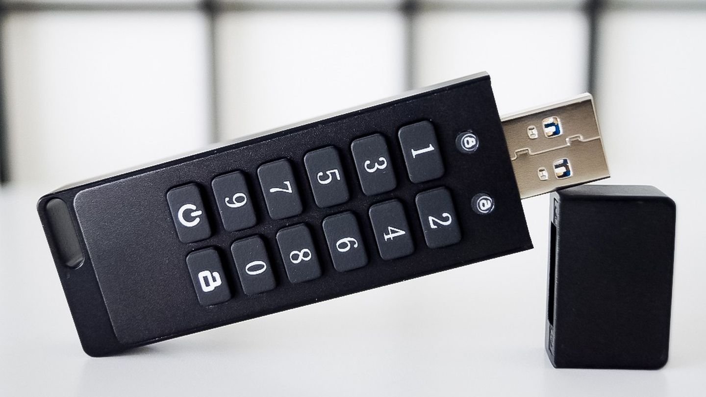 Источник: USB Memory Direct / Флешка с паролем