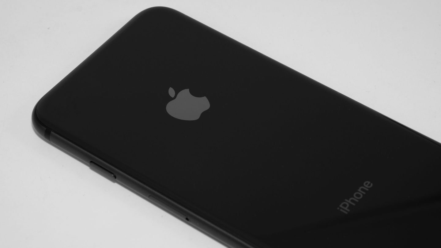 Источник: официальный сайт NonCam / Фото кастомного iPhone 8