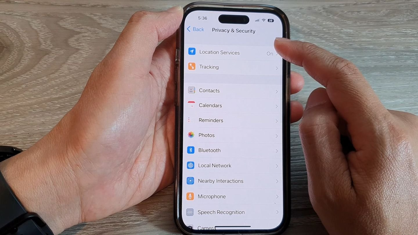 Источник: YouTube, ITJungles / Location Services — «Службы геолокации»