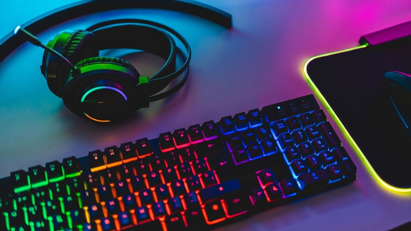 Источник: Hot to Geek / Периферия с подсветкой