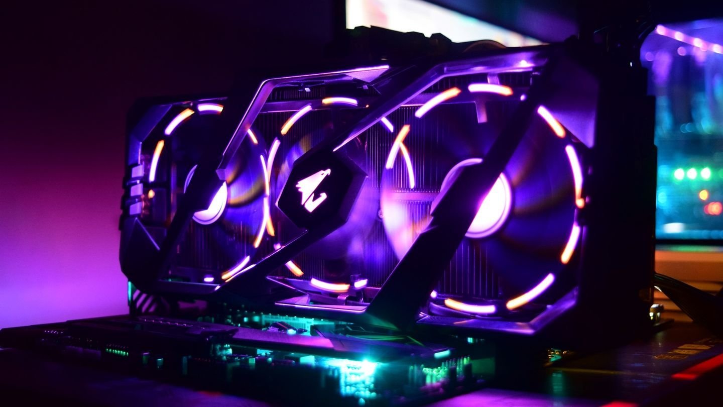 Источник: Wccftech / Видеокарта Aorus с подсветкой