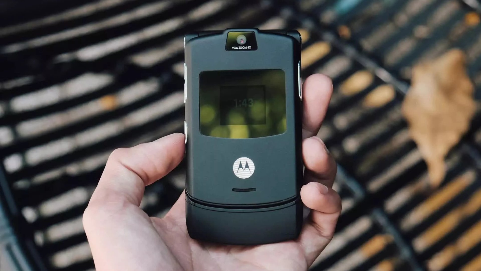 История сотового телефона в России