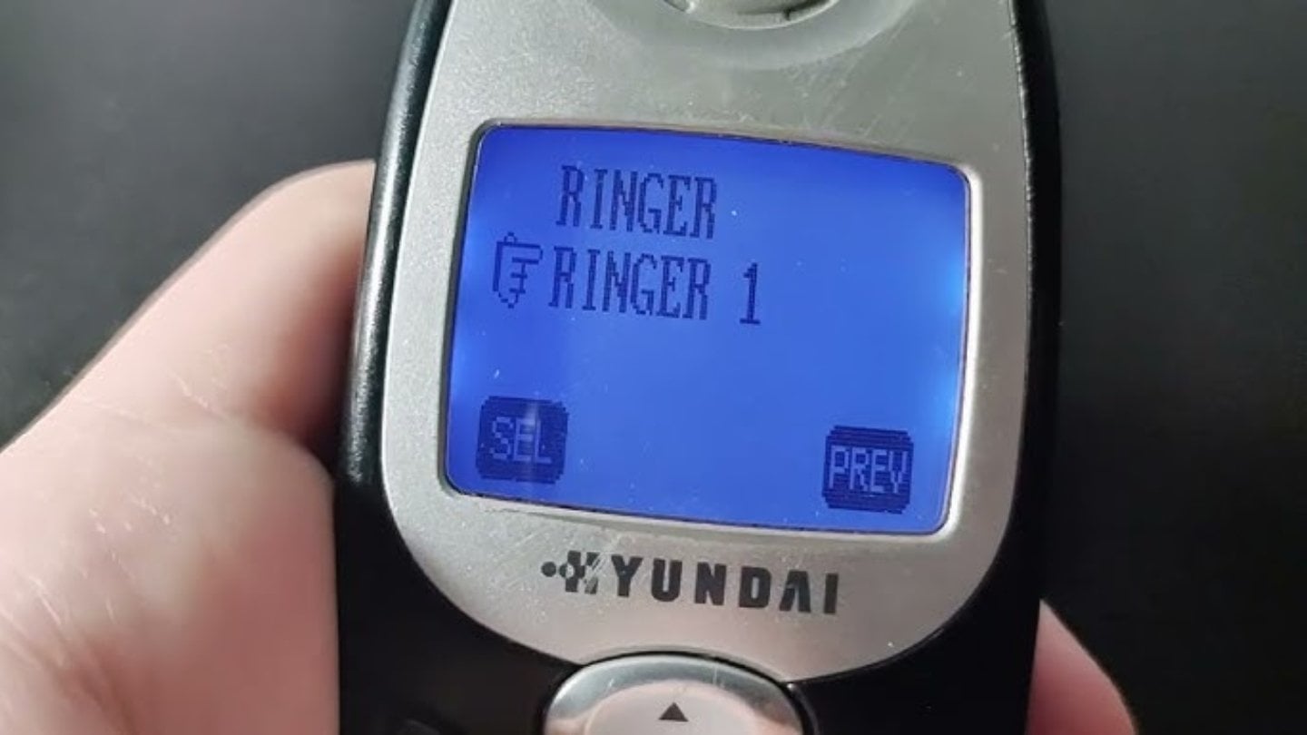 Источник: YouTube / Hyindai Curitel HX-510B