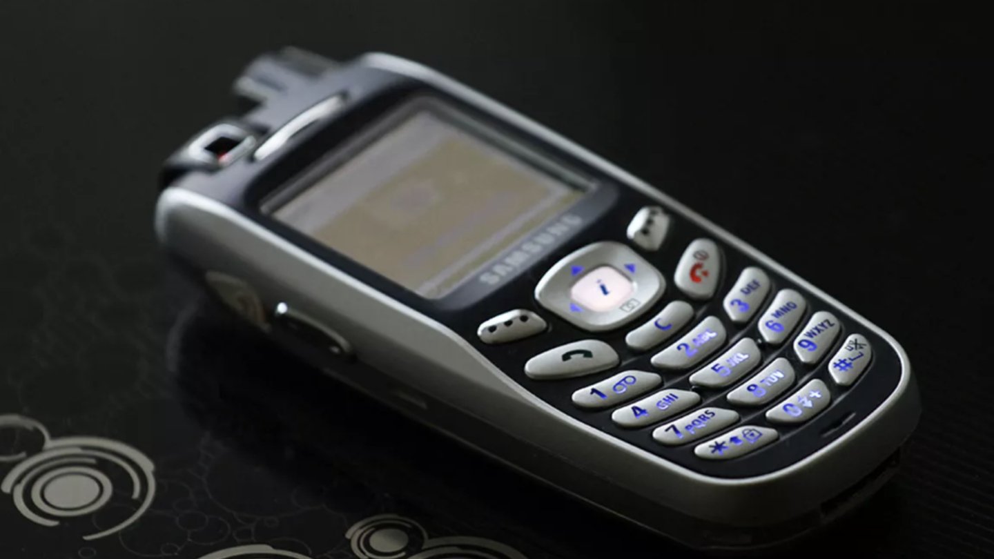 Источник: Shutterstock / Samsung X600