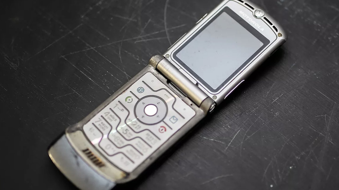 Источник: Shutterstock / Motorola Razr V3