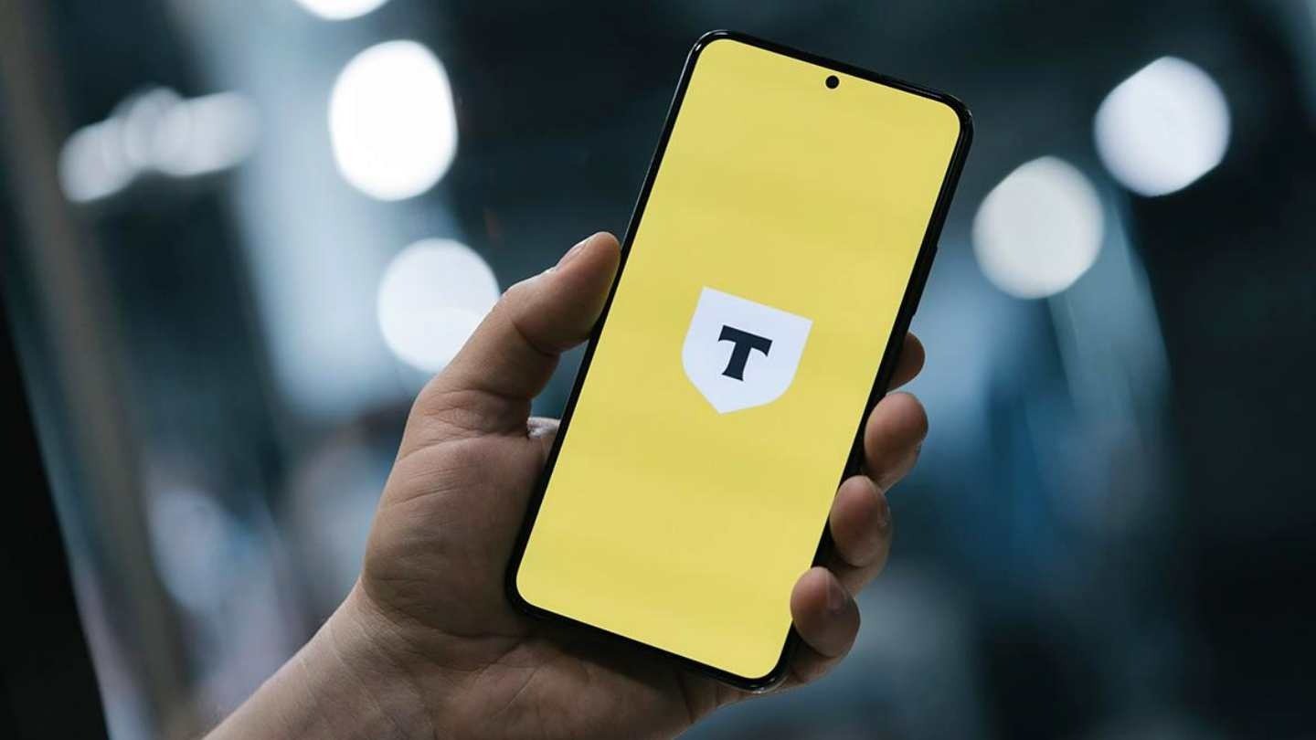 Тинькофф снова доступен на iPhone но нужно поспешить