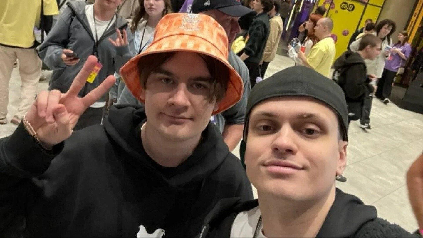 Братишкин озолотился благодаря собственному серверу по Minecraft