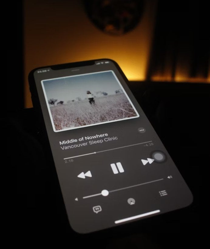 Источник: unsplash.com / Музыка на iPhone