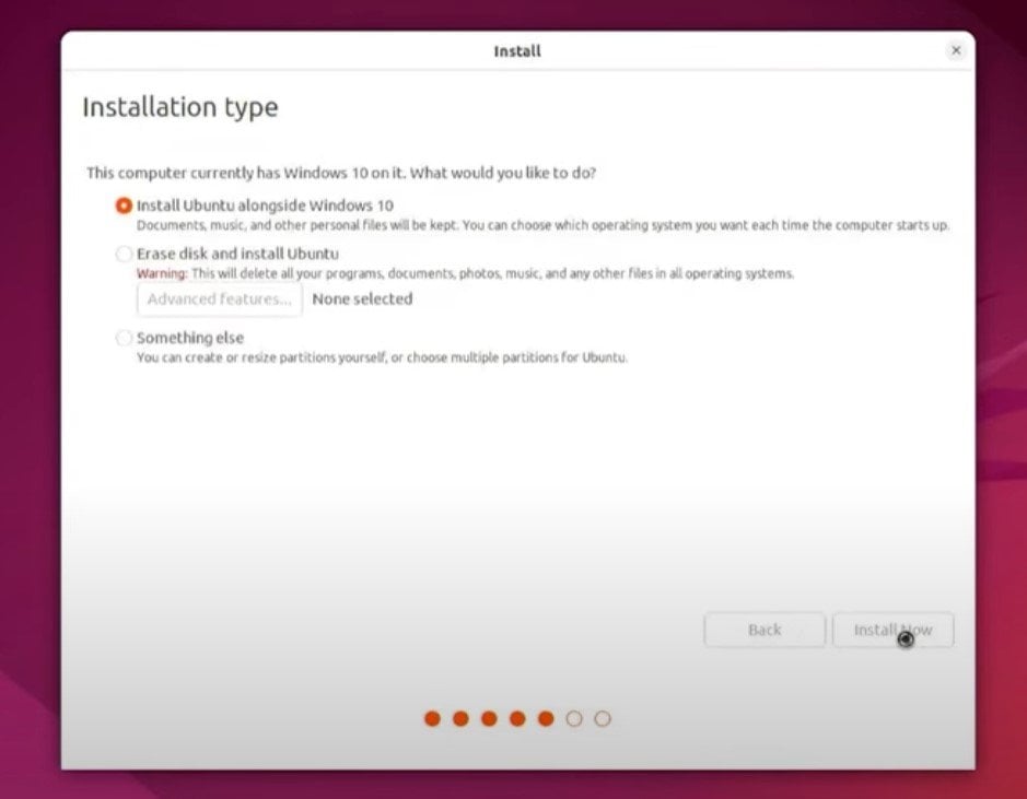 Источник: скриншот CQ.ru / 

Выбор типа установки в Ubuntu