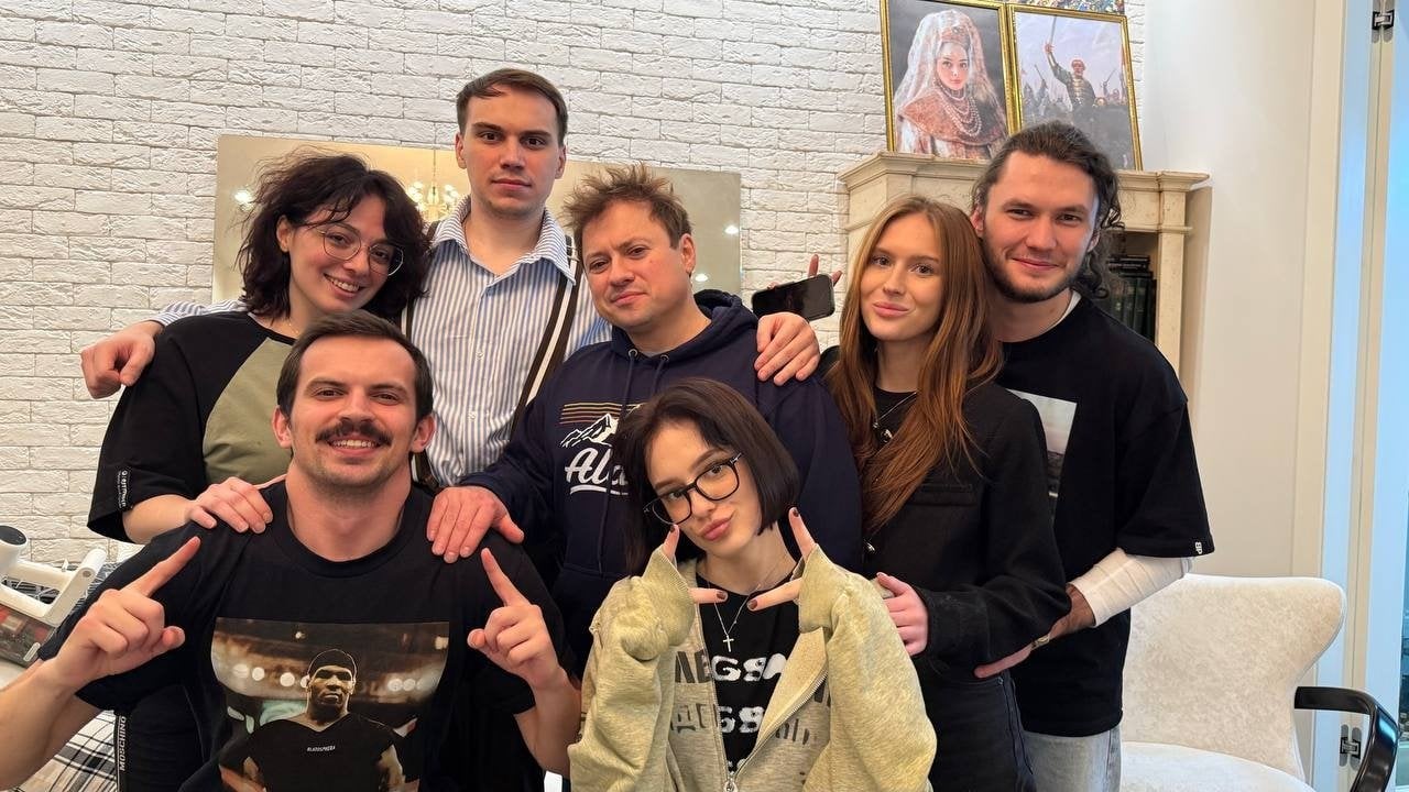 Андрей Гайдулян стал стримером  актер из СашиТани показал свое оборудование