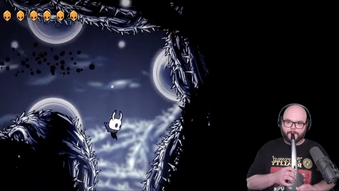 Поклонник Hollow Knight закрыл Путь боли на саксофоне