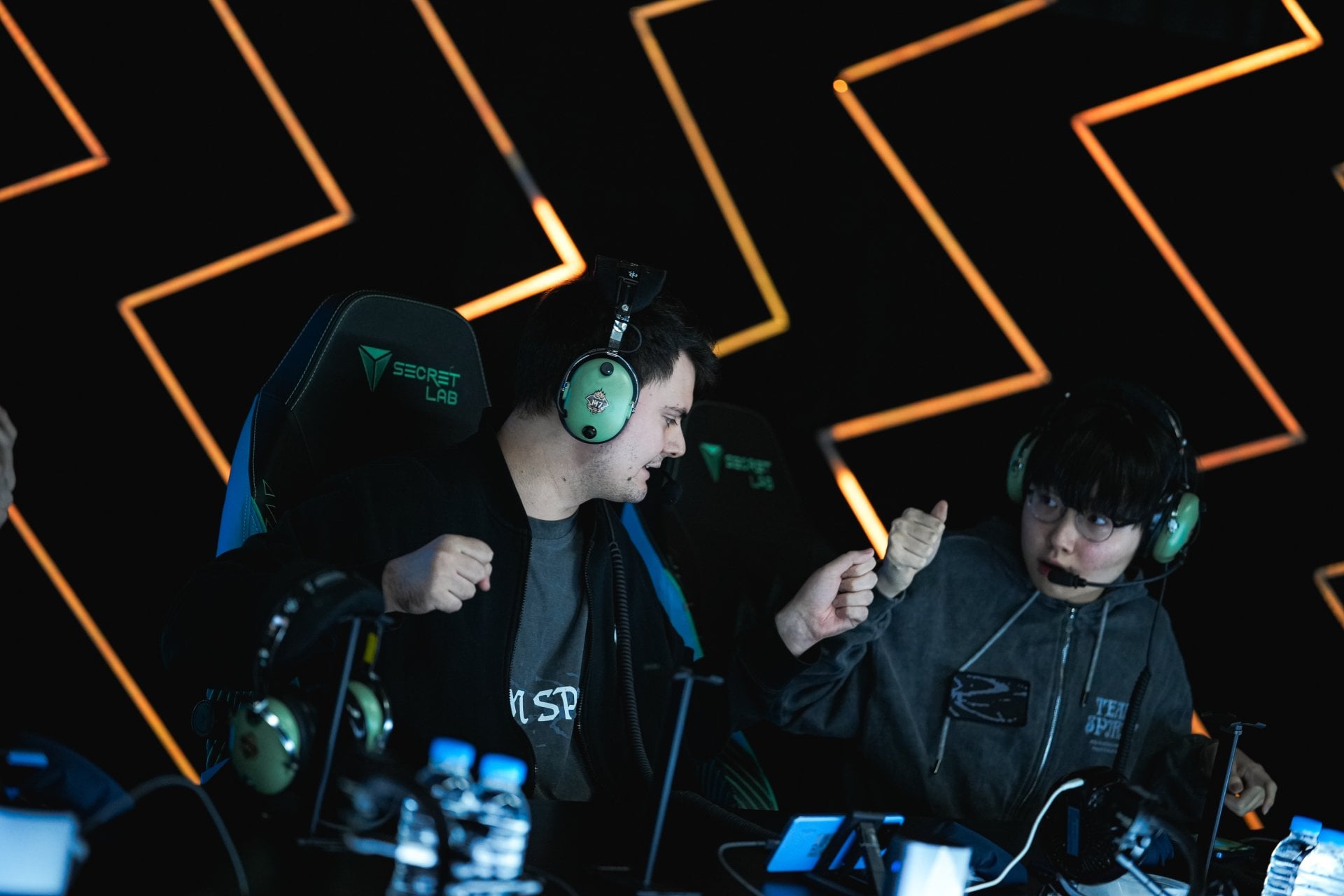 SAWO с Hiko на стадии швейцарки