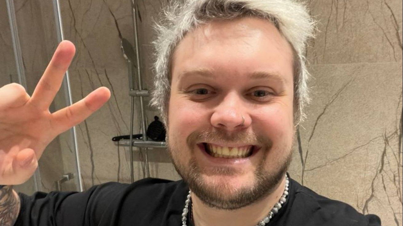 Гуакамоле и Leva2k планируют выживать неделю в диком племени Африки