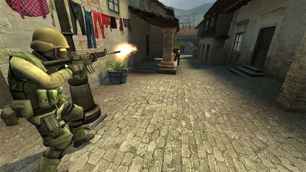 Источник: скриншот CQ.ru / Counter-Strike: Source