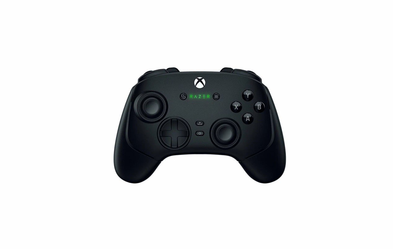 Источник: CQ.ru / Razer Wolverine V3 Pro