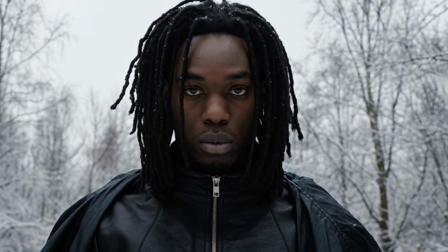 С черным Снейпом из Гарри Поттер записали ИИклип