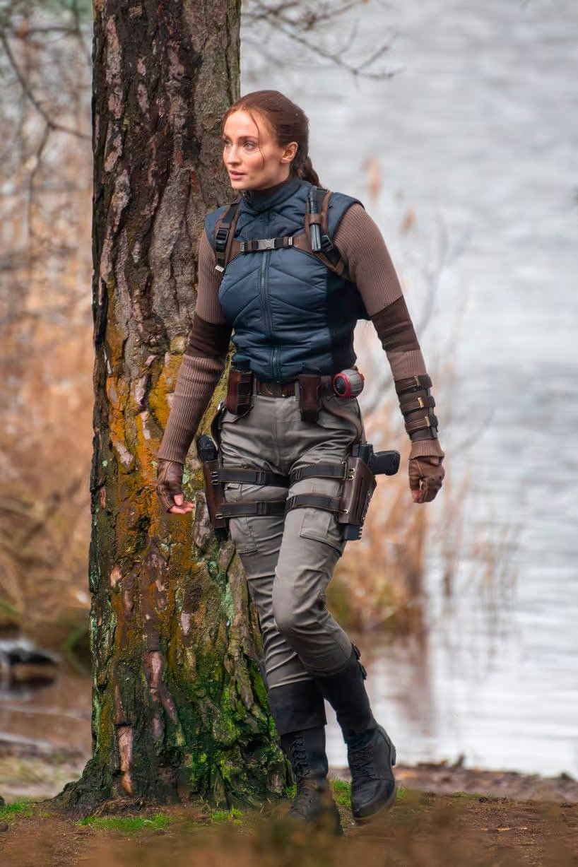 Источник: X / Софи Тернер на съемках Tomb Raider