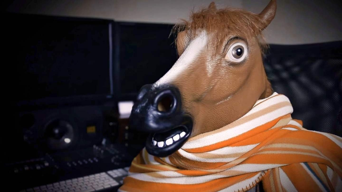 Создатели Ведьмак показали революционный геймпад в виде лошади