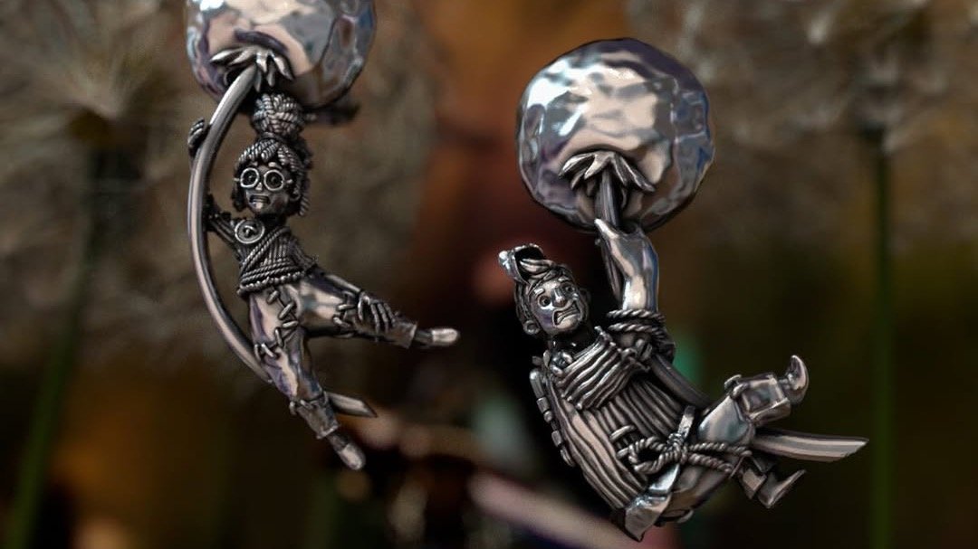 Российский бренд украшений создал серьги с Коди и Мэй из It Takes Two