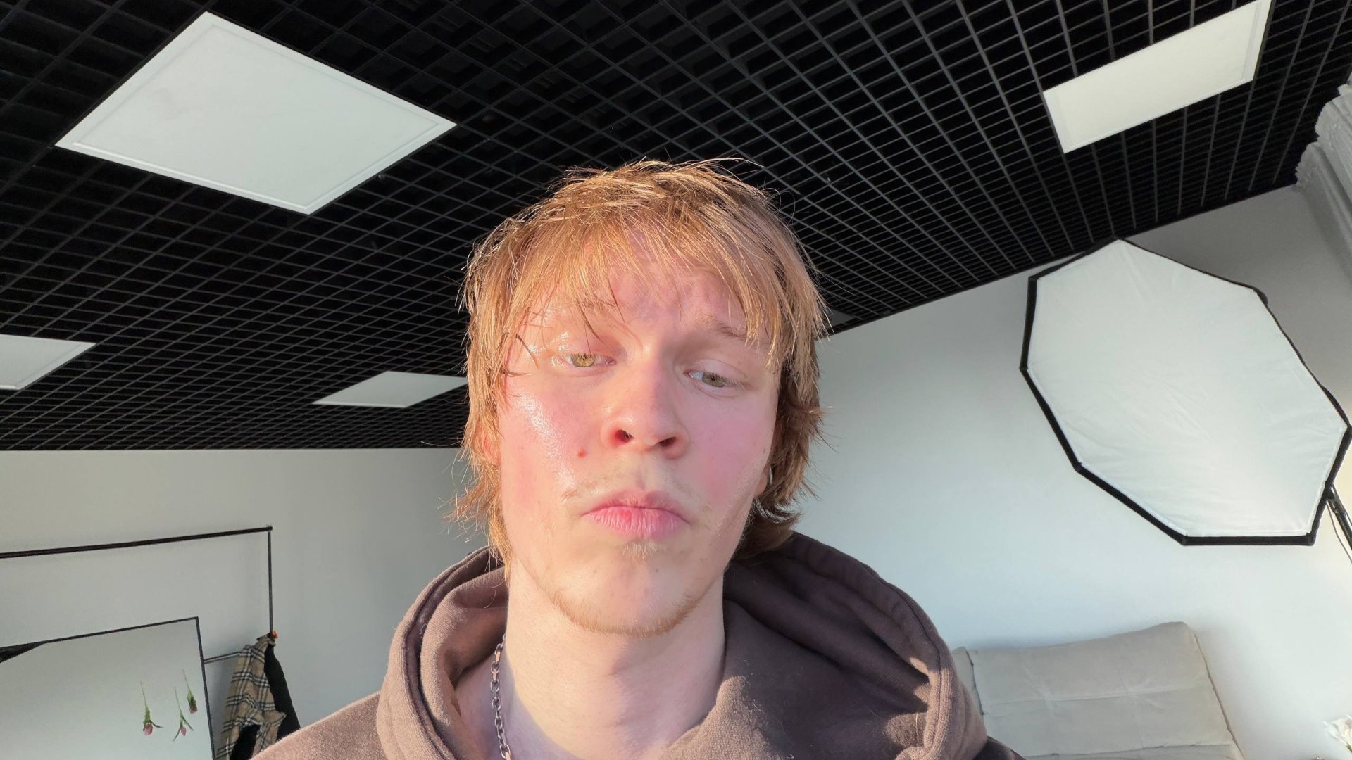 Bbno хочет постримить с Дипинсом Популярный певец оценил видео Вани