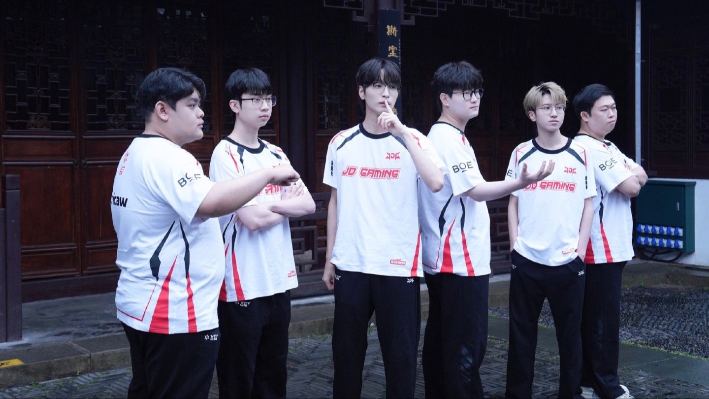 JDG выбрали в качестве амбассадора щенка по кличку Дуобао