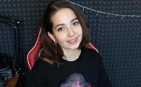 Юлия Кошкина Twitch  это нишевая история а Ютубом пользуются все