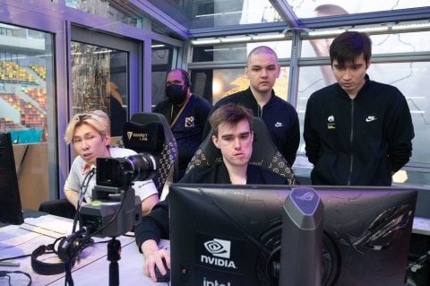 СНГдерби на выживание  прогноз на матч NAVI vs Team Spirit на PGL Arlington Major по Dota 2