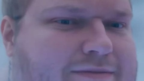 Стримеры попали в аниме Атака титанов  забавные видео от энтузиаста