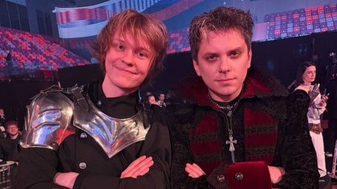 Хочу стримить но соседи стучат по батареям интервью с Utopia Show на SLAY 2025