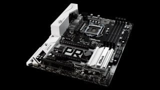 15 лучших материнских плат 2025 года от ASRock