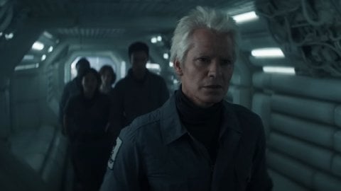 Стартовал первый сезон сериала Чужой Земля  сразу два эпизода уже в Сети