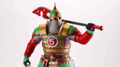 Пятерочка и Русы против ящеров подарили стримерам фигурку Пятеркослава