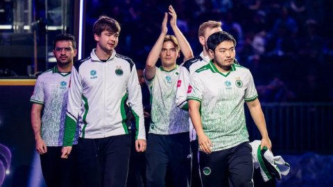 Эксклюзив с директором Team Falcons мнение о m0NESY и Malr1ne